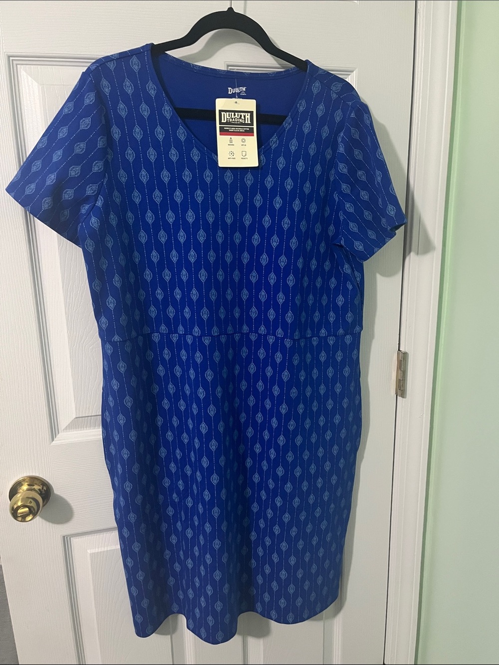 Duluth Trading Co women’s NoGA naturale cotton shirt sleeve dress